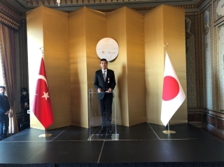 令和4年春の外国人叙勲1
